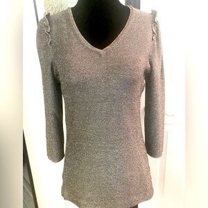 Ann Taylor Petite silver glitter 3/4 sleeve top XSP V-neck ruffled shoulders